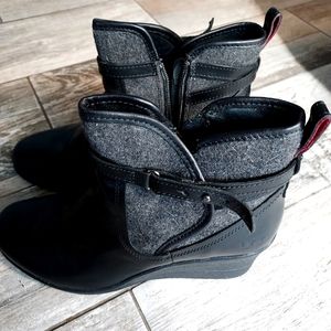Women's Leather Ugg Boots